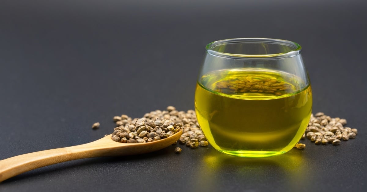 health-benefits-of-hemp-seed-oil-for-a-healthy-heart 2